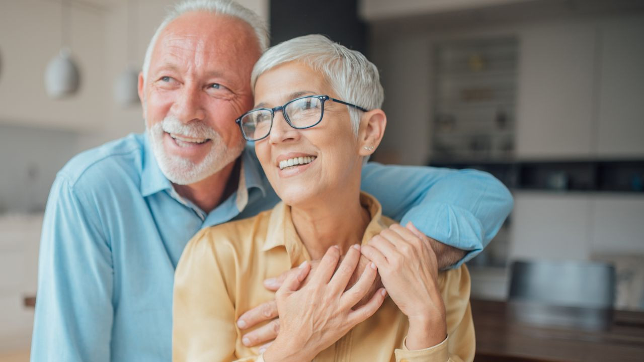 The Science of Aging Gracefully: How to Slow Down the Clock with Smart Choices