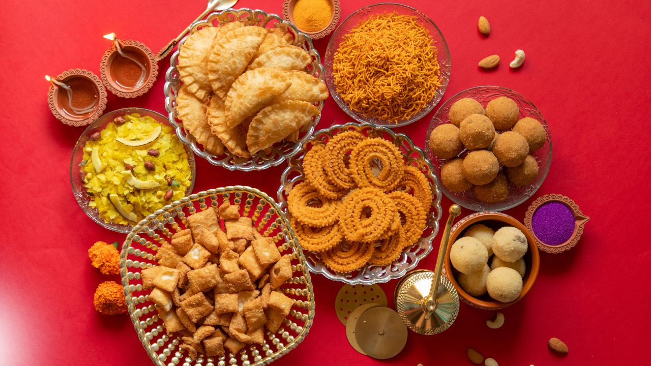 10 Health Tips to Enjoy Diwali Without Overeating Sweets 10 Health Tips to Enjoy Diwali Without Overeating Sweets